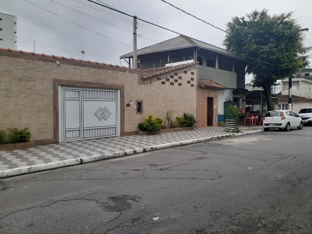 Casa Com Piscina Aquecida E Churrasqueira Em Grande *